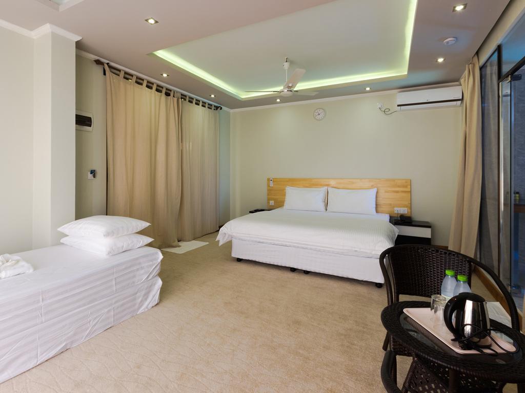 White Sand Lodge Maafushi Exterior photo
