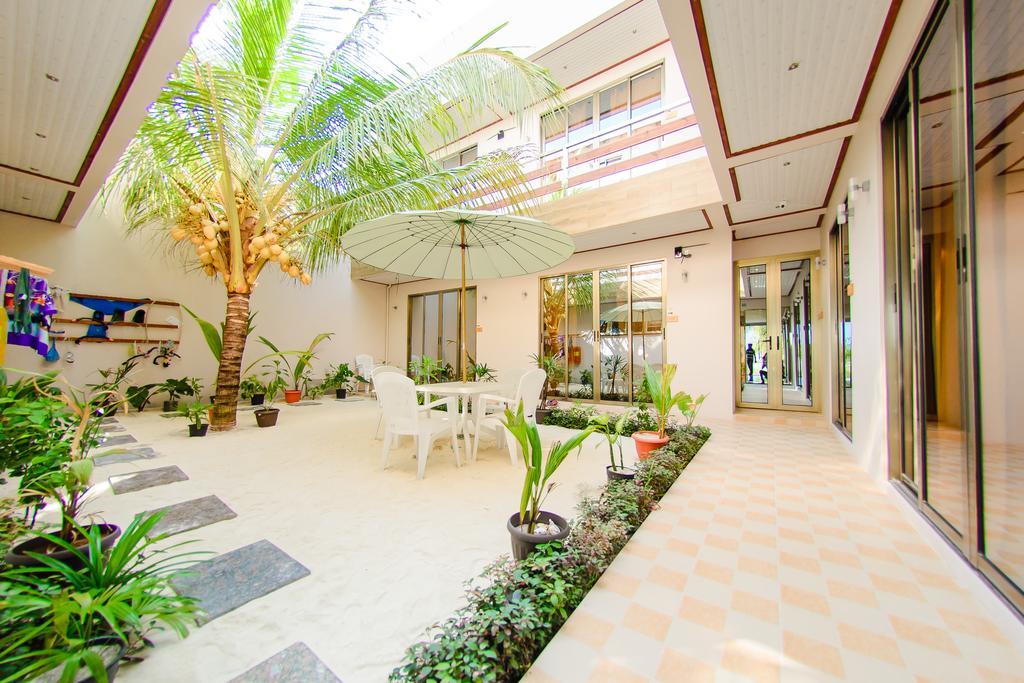 White Sand Lodge Maafushi Exterior photo