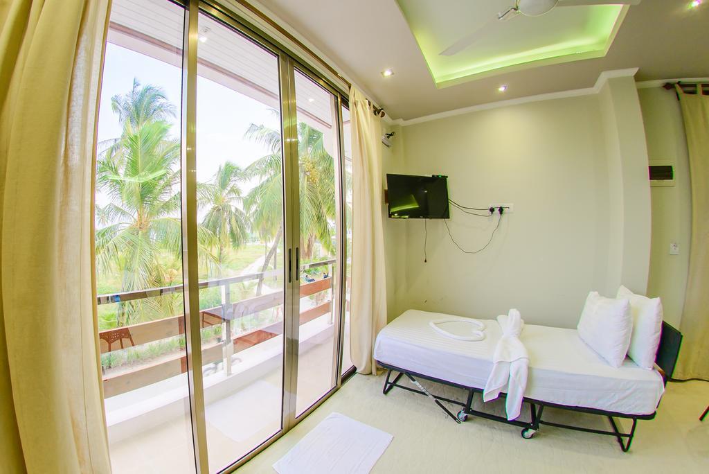 White Sand Lodge Maafushi Exterior photo