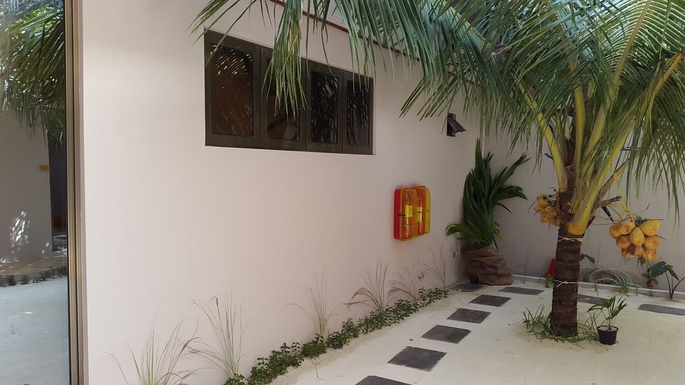 White Sand Lodge Maafushi Exterior photo